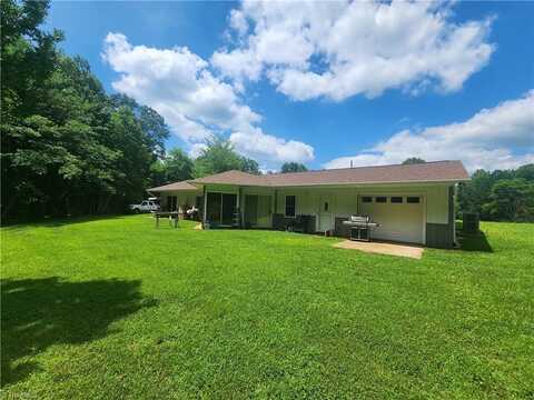 59 Pear Tree Lane, Ararat, VA 24053