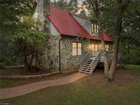 1045 Toad Hill Drive, Westfield, NC 27053