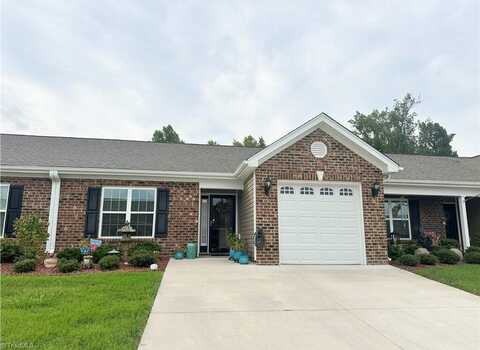 105 Oak Ridge Drive, Archdale, NC 27263