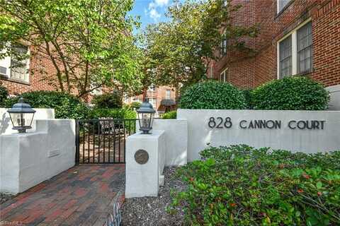 828 N Elm Street, Greensboro, NC 27401