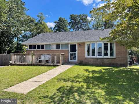 224 CHEROKEE DRIVE, BROWNS MILLS, NJ 08015