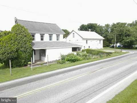 1411 MAYTOWN ROAD, ELIZABETHTOWN, PA 17022