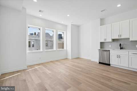 724 S 4TH ST, PHILADELPHIA, PA 19147