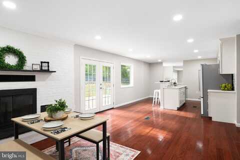 194 BLACK CUB RUN LANE, HARPERS FERRY, WV 25425