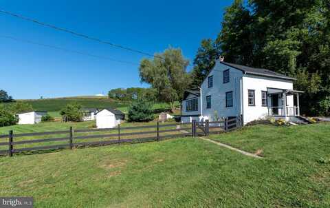 345 MAIDENCREEK ROAD, FLEETWOOD, PA 19522