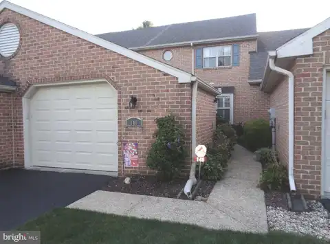 140 LANGLEY SQUARE, LANCASTER, PA 17603