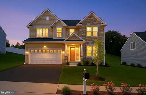 645 N PIER DRIVE, LANCASTER, PA 17603
