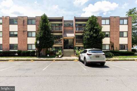 10725 W WEST DRIVE, FAIRFAX, VA 22030