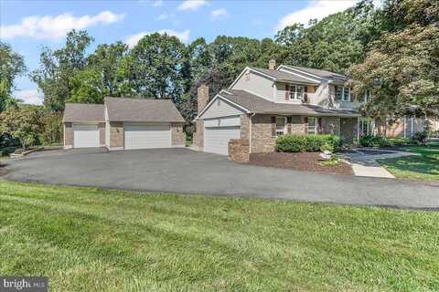 230 TREE TOP LANE, HOCKESSIN, DE 19707