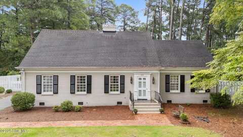 206 Brentwood Drive N, Wilson, NC 27893