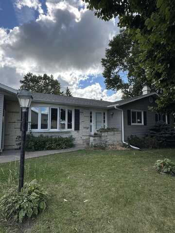 406 SW 9th Street, Waukon, IA 52172