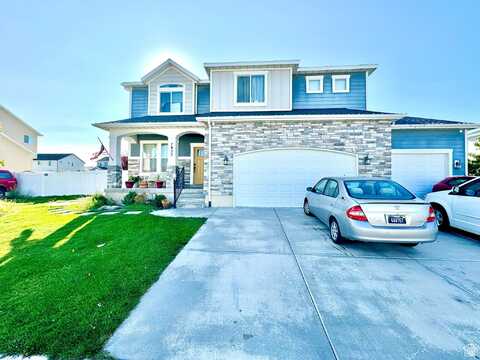 7933 N SECRETARIAT, Eagle Mountain, UT 84005