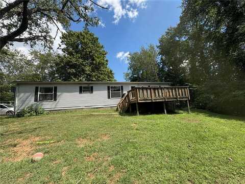 362 Hunters Lane, Export, PA 15632