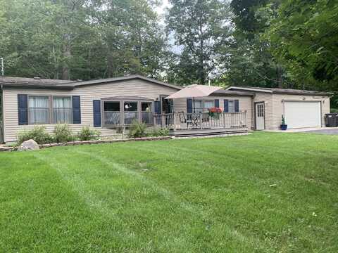 4373 Weasel Trail, Lincoln, MI 48742