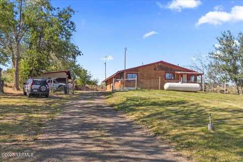 101 W Slavin Rd, Yakima, WA 98903