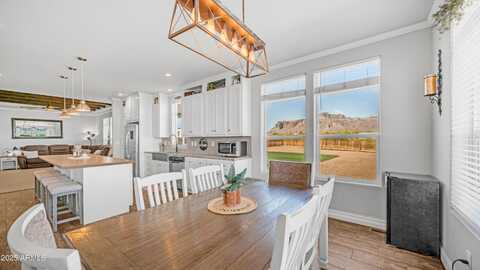 2242 E 12TH Avenue, Apache Junction, AZ 85119