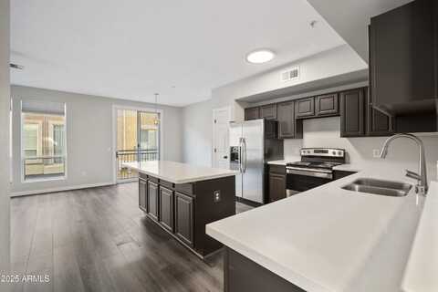 18250 N CAVE CREEK Road, Phoenix, AZ 85032
