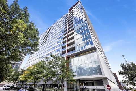 659 W. RANDOLPH Street, Chicago, IL 60661