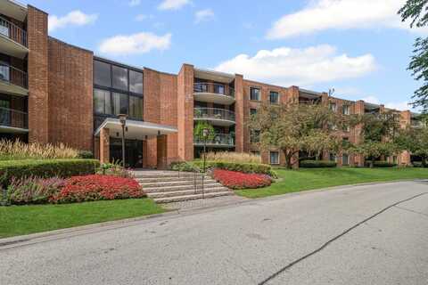 1615 E. Central Road, Arlington Heights, IL 60005
