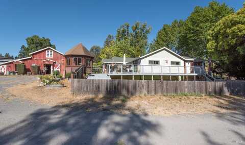 5301 5303 Hutchinson Road, Sebastopol, CA 95472