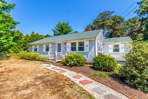 65 Lantern Lane, South Chatham, MA 02659