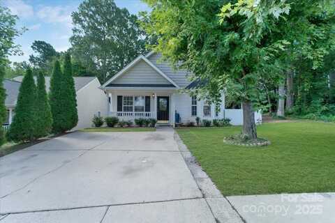 8421 Kings Creek Drive, Charlotte, NC 28273