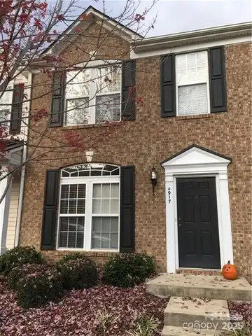 4917 Sunburst Lane, Charlotte, NC 28213