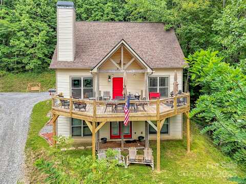 4823 Max Patch Road, Clyde, NC 28721