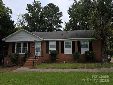 6501 Barrington Drive, Charlotte, NC 28215