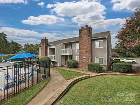 6148 Heath Ridge Court unit: A, Charlotte, NC 28210
