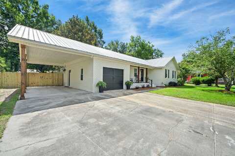305 Meadowlark Lane, Moncks Corner, SC 29461