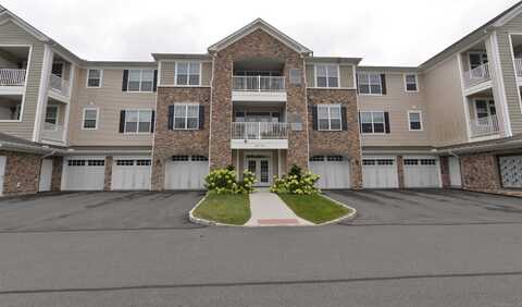601 Brookside Court, Newtown, CT 06470
