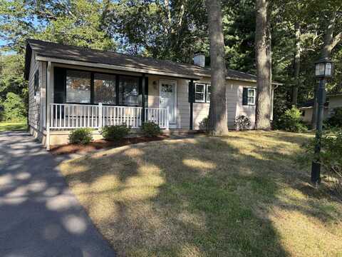 42 Briarwood Drive, Old Saybrook, CT 06475