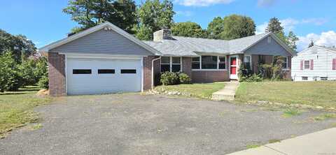 21 Meadowside Road, Milford, CT 06460