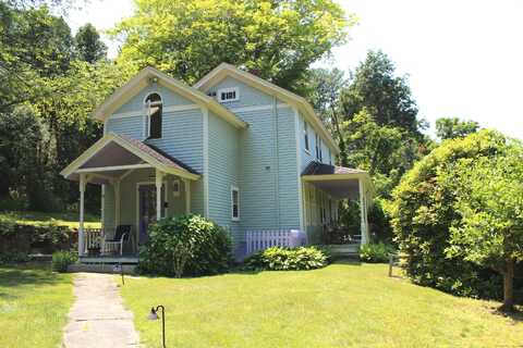 55 Liberty Street, Chester, CT 06412