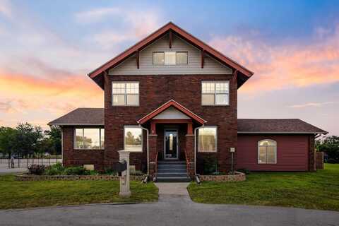 2009 1st Avenue E, Newton, IA 50208
