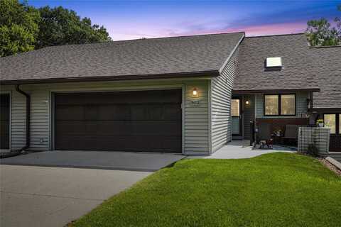502 Southwoods Drive, Nevada, IA 50201