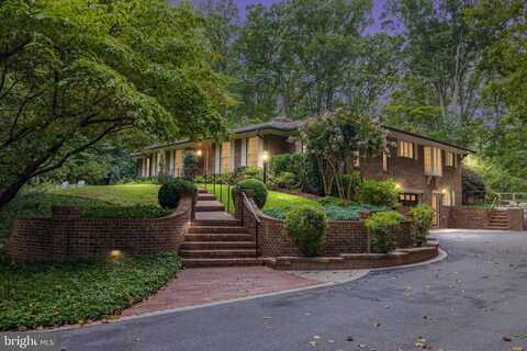 671 Discovery Ct, Davidsonville, MD 21035