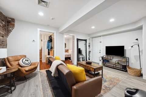 12 Foster G, Boston, MA 02109