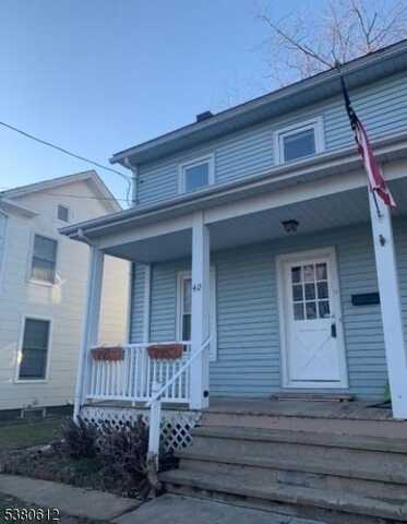 40 Carlton Ave, Washington, NJ 07882