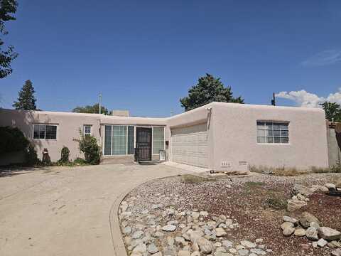 10601 Snow Heights Boulevard NE, Albuquerque, NM 87112