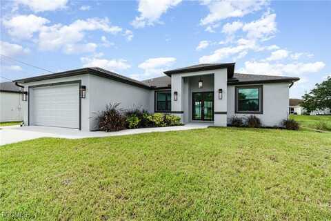 3717 4th Street SW, Lehigh Acres, FL 33976