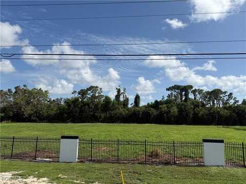 13504 Brynwood Lane, Fort Myers, FL 33912