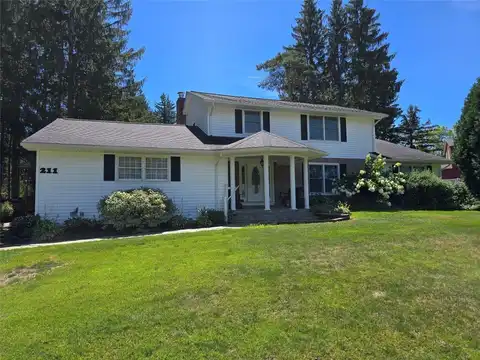 211 FAIRWAY Drive, Edinboro, PA 16412
