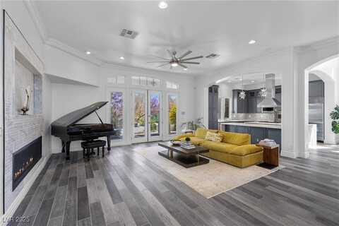 11 Caminito Amore, Henderson, NV 89011