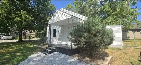 4062 S Hooper Avenue, Springfield, MO 65804