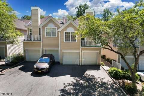 62 Springholm Drive, Berkeley Heights, NJ 07922