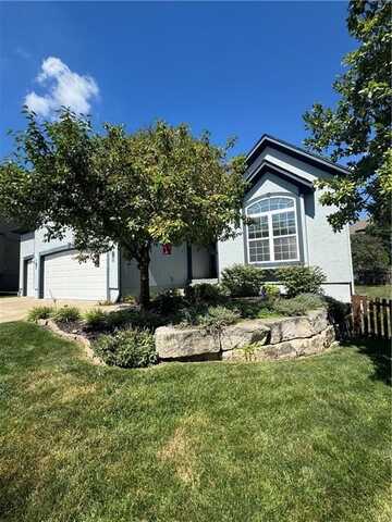 10214 Polfer Lane, Kansas City, KS 66109