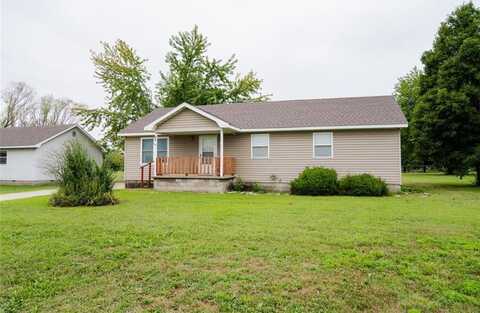 406 Kennedy Drive, Iola, KS 66749