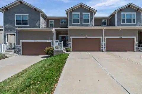 7337 Griffey Street, Parkville, MO 64152